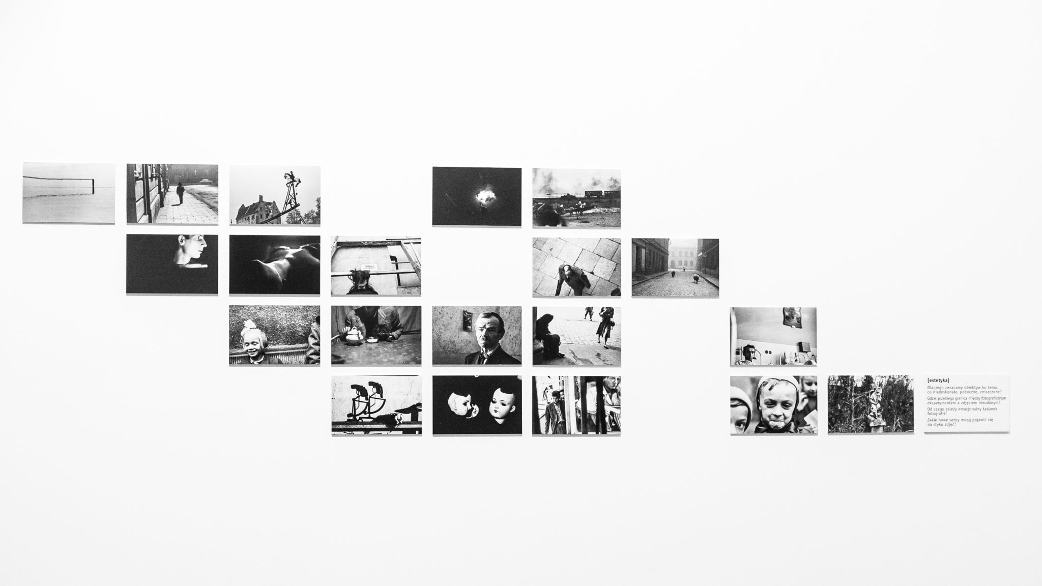 Mniej więcej. Fotografie z archiwum Marka Piaseckiego